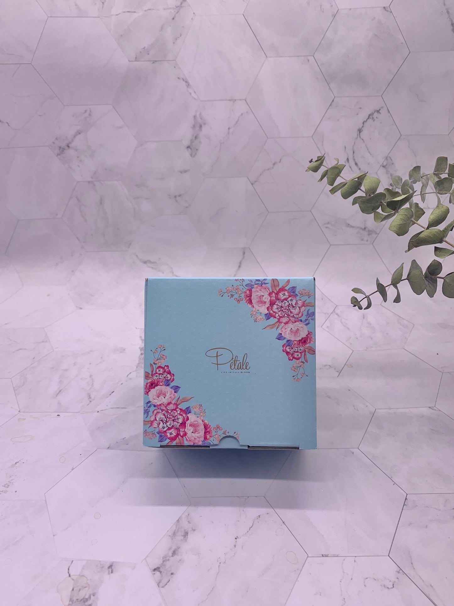 Azure & Florets (4 Teaballs)