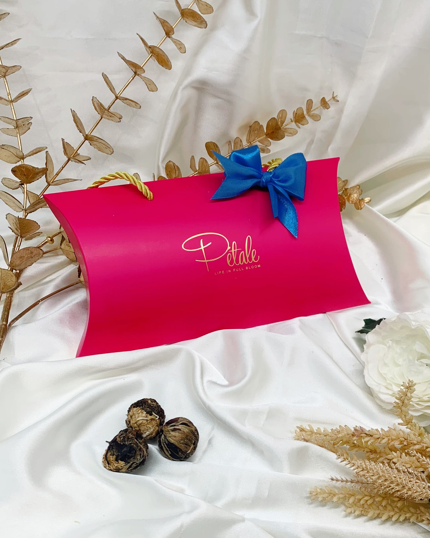 Petite Ruby Assorted Blooming Tea (6 teaballs)