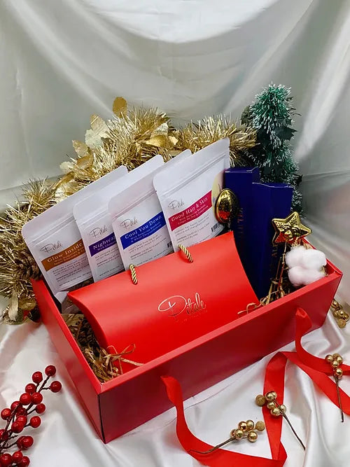 Christmas: The Elves’ Masquerade